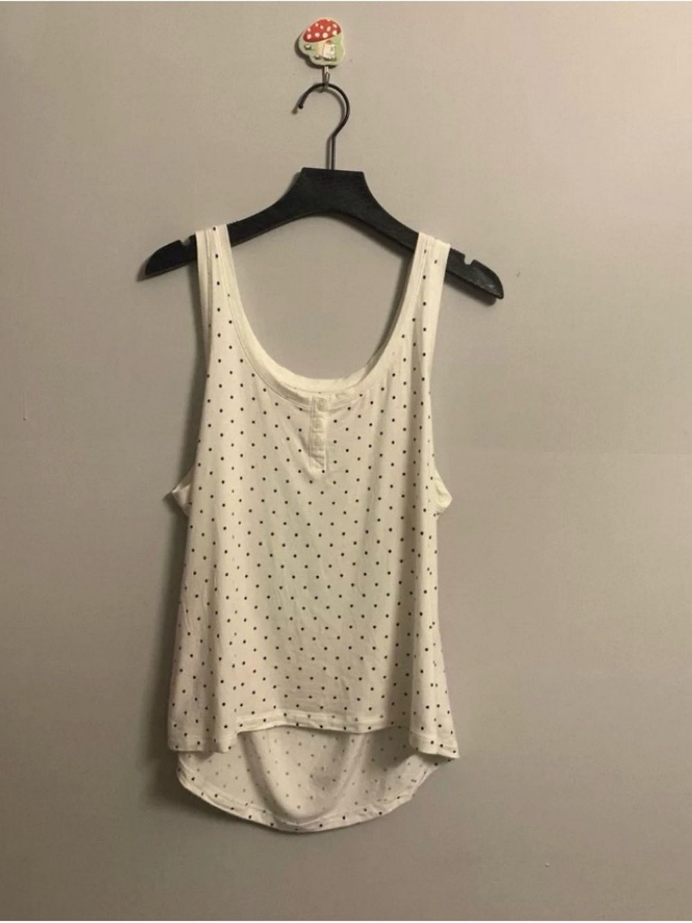 Women’s Cream Polka Dot Tank Top - Scoop Neck Sleeveless